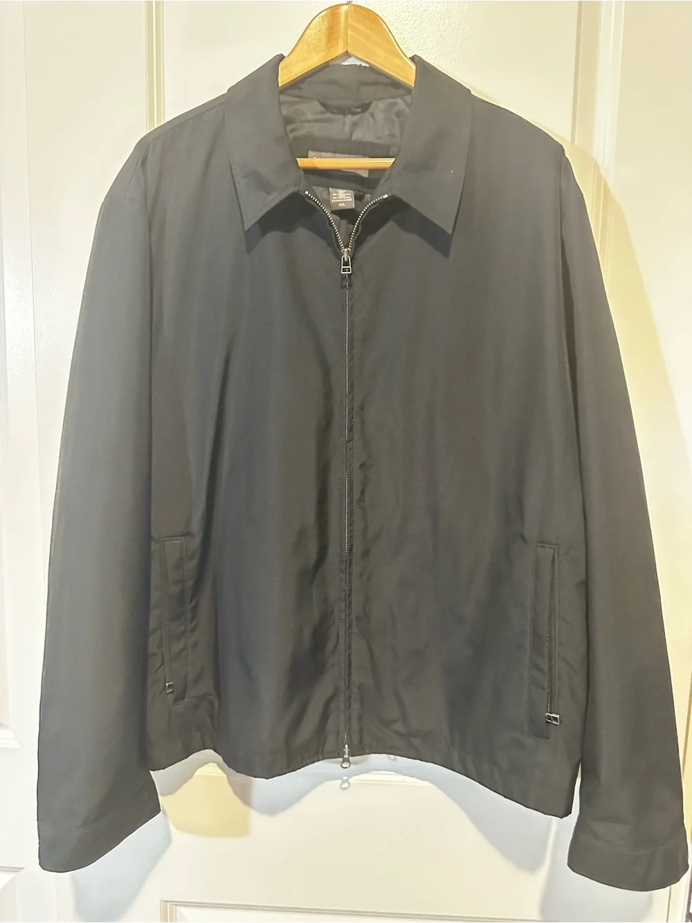 Banana Republic Men's Black Lightweight Zip-Front Jacket